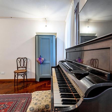 Апартаменты San Silvestro House Венеция Экстерьер фото